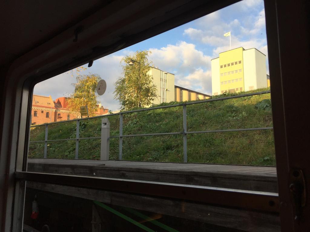 Selmas Hytt Och Salong Hostel Uppsala Exterior foto