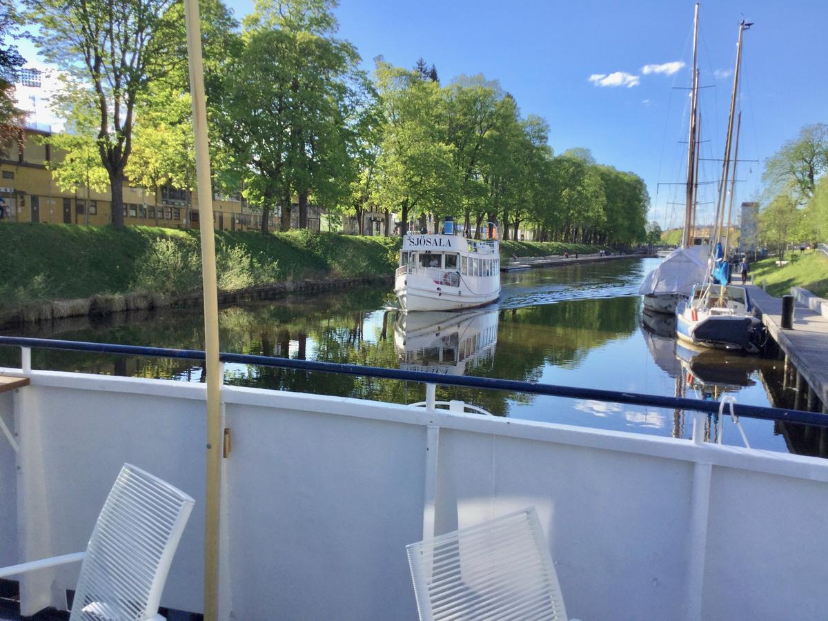 Selmas Hytt Och Salong Hostel Uppsala Exterior foto